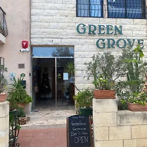 Grove Pensjonat