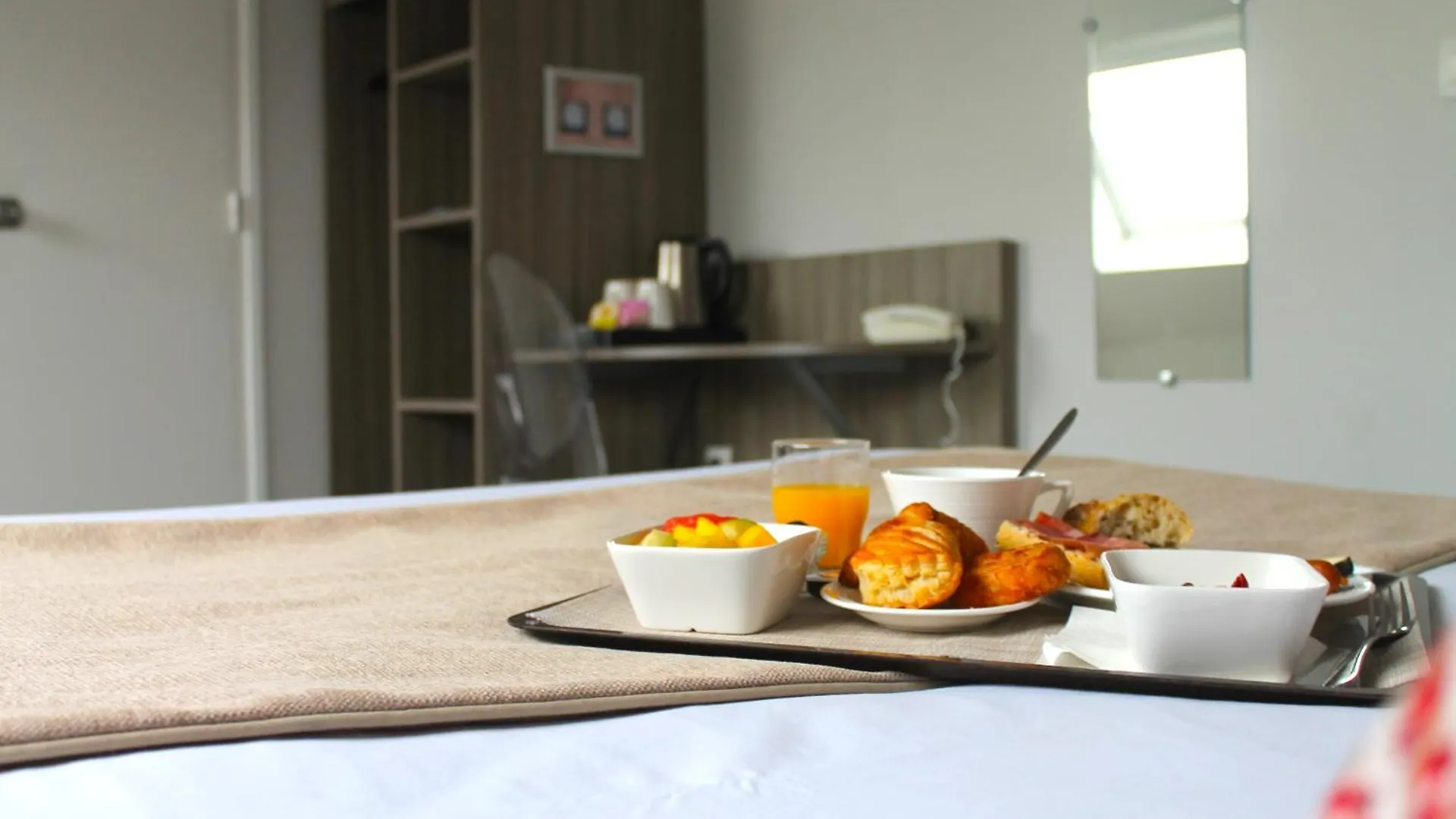 Avia Hotel Saphir Montparnasse Paris 3*,  France