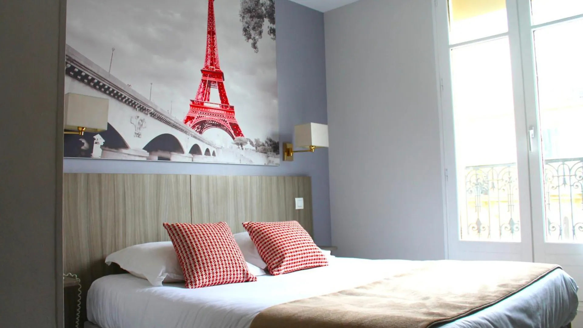 Avia Hotel Saphir Montparnasse Paris France